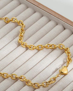 Chunky Chain Heart Necklace