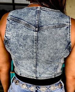 Dallas Denim Crop Vest {Acid Wash}