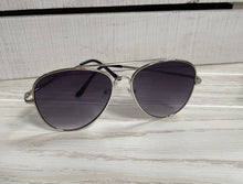 Remi Round Aviators {Silver}