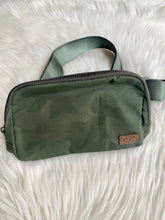 Camo Belt Bag {Green}