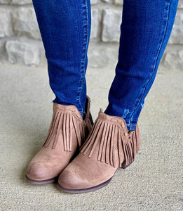 Mavo Taupe Fringe Boots