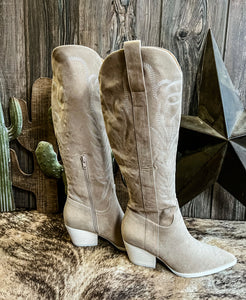 The Billie CowboyBoots {Palomino}