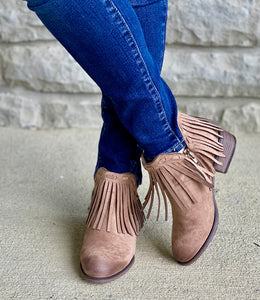 Mavo Taupe Fringe Boots